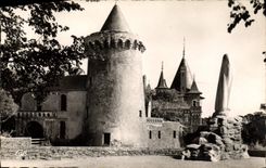 CPM Cote De Jade Pornic Le Donjon et Notre Dame de la Recouvrance