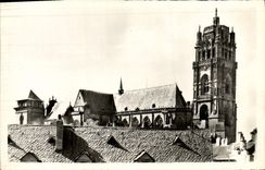 VINTAGE POSTCARD emerging Rodez the Cathedral of the roofs