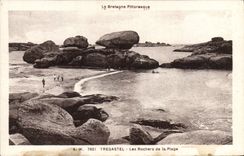 CPA Tregastel Les Rochers de la Plage 
