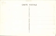 CPA La Bourboule Pont sur la Dordogne Square Joffre 