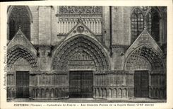 CPA Poitiers Cathdrale St Pierre Les Grandes Portes De La Facade Ouest