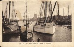 POSTAL de la VENDIMIA Sables d'Olonne el barco portuario