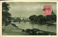 VINTAGE POSTCARD Paris Quays of Louvre Boat Barge