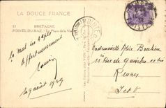 VINTAGE POSTCARD Brittany Points Strong current the Lighthouse Of the Old woman