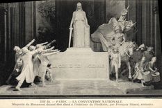 CPA Paris La Convention Nationale Maquette du monument