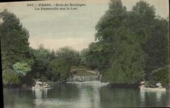 CPA Paris Bois De Boulogne La passerelle sur le lac
