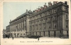 VINTAGE POSTCARD Paris Law courts Places Dauphine