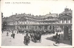 CPA Paris La Place Du Palais Royal