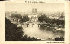 VINTAGE POSTCARD Paris Island of the ISCED Gallant Green