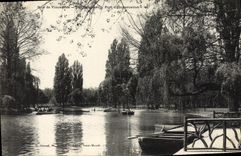 VINTAGE POSTCARD Paris Wood of Vincennes Wearing of boat