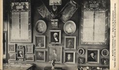 CPA Musee Carnavalet Salle de la Convention Table des Droits de l'homme Bustes et portraits revolutionnaires 