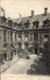CPA Paris La Cour de l'Hotel Sully 
