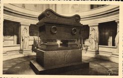 VINTAGE POSTCARD Paris Invalids Tomb of Napoleon 1st