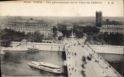 Opinión panorámica de París de la POSTAL de la VENDIMIA sobre el lugar de la lancha a remolque del barco de Chatelet