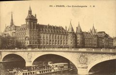 VINTAGE POSTCARD Paris the Caretaker's lodge Boat Caretaker's lodge