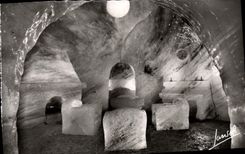 CPM Chamonix Le Montenvers Ait La Grotte De La Mer De Glace Le living room