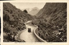 VINTAGE POSTCARD Route De Luz has Gavernie In Chaos Fund Of the Circus