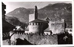 CPA Luz Eglise fortifiee dite des templiers