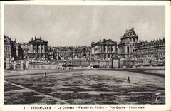 CPA Versailles Le Chateau Facade Du Palais