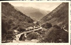 VINTAGE POSTCARD Cauterets Raillere