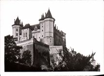 MODERN CARD Saumur the Castle and Walls