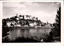 MODERN CARD the Castle of Chinon Overall picture of the Castle and Vienna