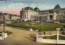CPA Trouville Reine des Plages Un coin du Casino 