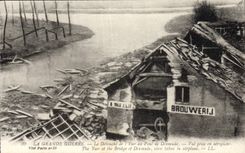 VINTAGE POSTCARD the Great War the Outlet De I' Yser With the Bridge De Dixmude Militaria