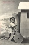 CPA Fantaisie Enfant Monsieur Bebe a la mer Et le loueur de cabines