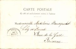 CPA Fantaisie Enfant Le Petit Trottin Sous Le Soleil Et Sous l'ondee