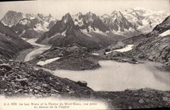 POSTAL de la VENDIMIA el lago blanco y la cadena de Mont Blanc vista a la tapa de Flegere