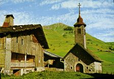 CPM Chalet et Chapelle de Montagne Grand Bornand Le Chinaillon la chapelle et le lachat