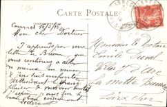 CPA Cannes Les Mouettes sur la Plage 