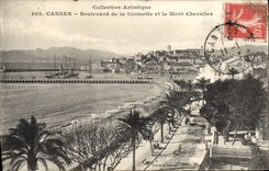 CPA Cannes Boulevard de la Croisette et le Mont Chervalier