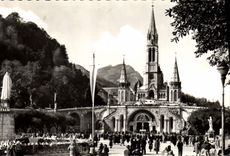 POSTAL MODERNA pesado la basílica y la Virgen de Couronnee