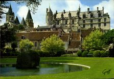 MODERN CARD Loaches the Castle and the Collegial one