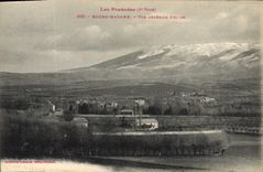 VINTAGE POSTCARD Borough General Mrs Vur of winter