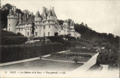 VINTAGE POSTCARD Worn the Castle and the park View