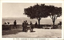Plataforma de la POSTAL de la VENDIMIA Niza del castillo y de la visión panorámica