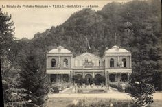 VINTAGE POSTCARD Vernet Les Bains the casino