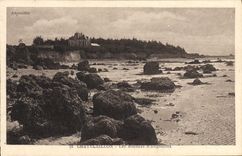 VINTAGE POSTCARD Chatelaillon Rocks of Angoulins