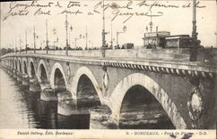 CPA Bordeaux Pont de Pierre Tramway