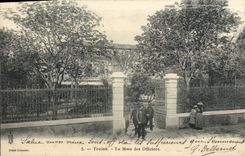 VINTAGE POSTCARD Toulon the Mess of the Militaria Officers