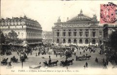 VINTAGE POSTCARD Paris the Opera the Large Hotel And Coffee Of Peace