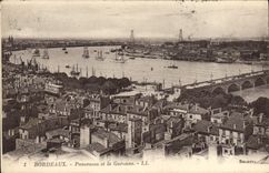 CPA Bordeaux Panorama Et La Garonne