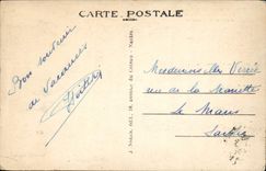 Gente joven de la POSTAL de la VENDIMIA Sables d'Olonne y Sablaises bonito en el traje del folklore de domingo