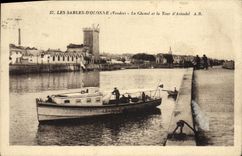 POSTAL de la VENDIMIA Sables d'Olonne el canal y el barco de D Arundel de la torre