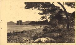 CPA Iles De Lerins Saint Honorat L'ancien monastere
