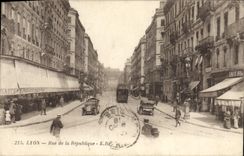 CPA Lyon Rue De La Republique 
