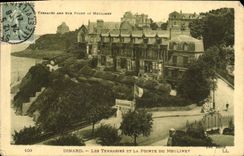 CPA Dinard Les Terrasses Et La Pointe Du Moulinet